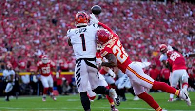 Joe Burrow Forced to Hold Back Ja’Marr Chase During Heated Exchange With Ref