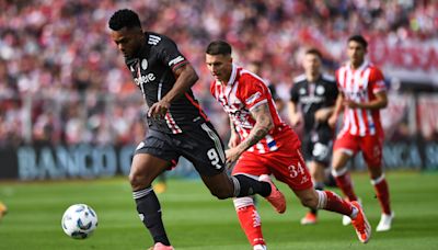 River pasó por Santa Fe con un desabrido 0-0 ante Unión, a la espera del relanzamiento con Marcelo Gallardo