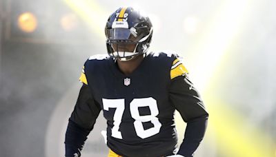 Broncos Move Marks End for Steelers OL