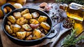 14 Celebrity Chef Tips For The Most Delicious Roasted Potatoes