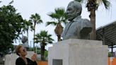 Choco Orta marca un hito con el primer busto de una mujer en la Plaza de los Salseros