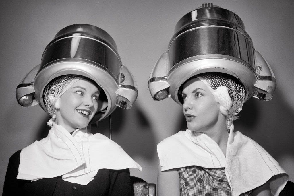 10 Hair Salon Etiquette Rules You Might Be Breaking