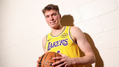 How would Lakers rookie Dalton Knecht describe his game?