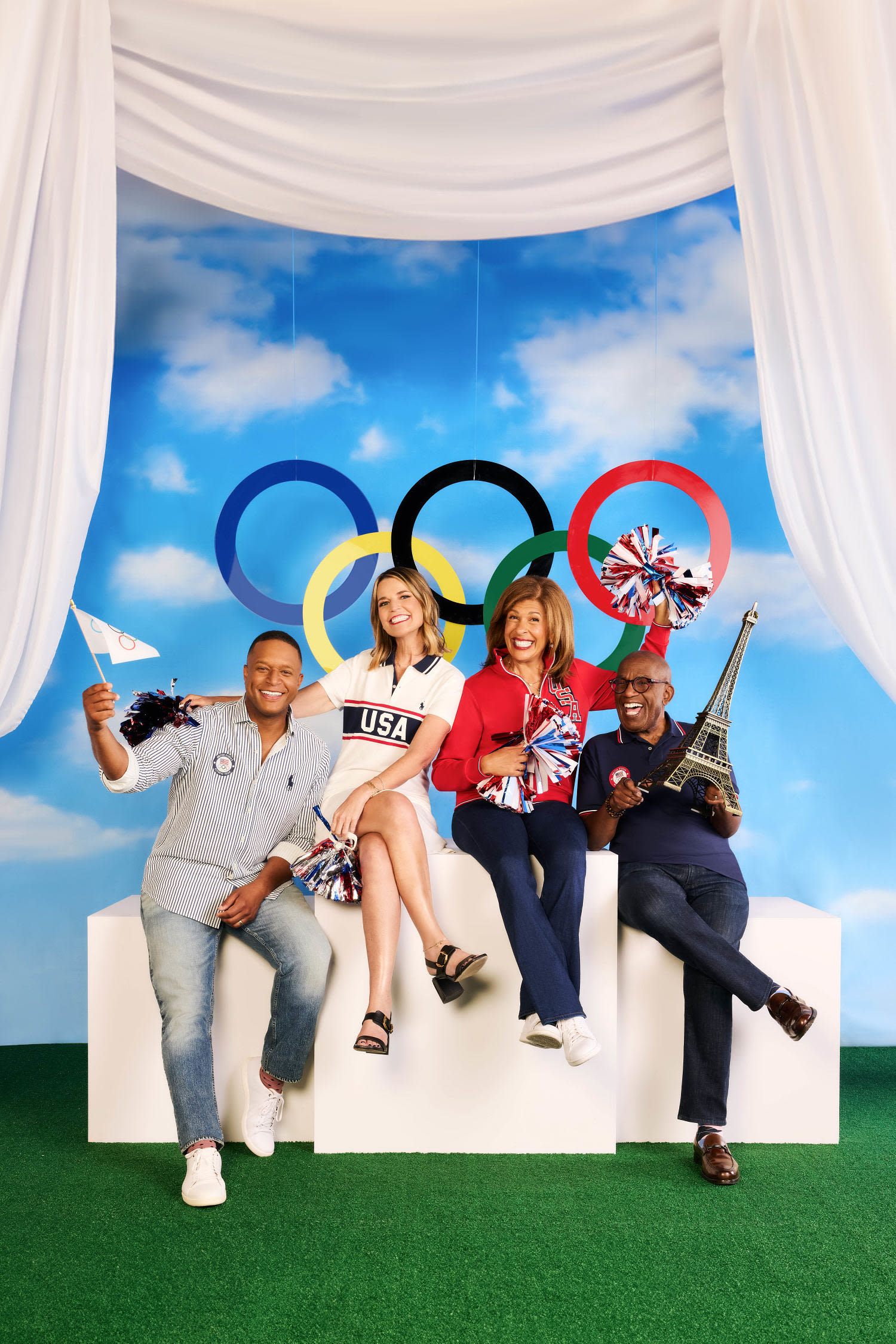 Here's what Hoda, Savannah, Al and Craig are packing for the Paris Olympics