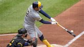 Gary Sánchez pinch hits for 2-run homer in 8th; Brewers rally for 7-5 win, series split with Pirates