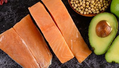 No es salmón ni aguacate: este alimento tiene mucho más omega 3 y es muy económico