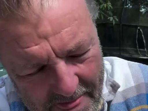 Homes Under the Hammer's Martin Roberts fights back tears over 'real struggle'