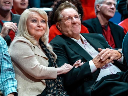 Ed O'Neill: Clippers owner Donald Sterling 'didn't consider himself a racist'