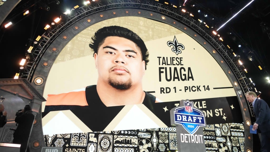 Saints first round draft pick OT Taliese Fuaga signs his rookie deal