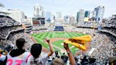 Column: The Padres continue to consistently draw fans to Petco Park. It's about more than winning