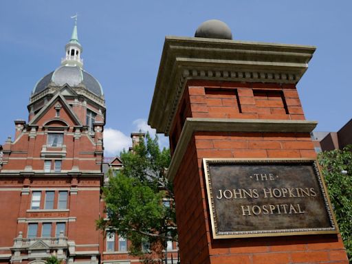 Bloomberg gift to John Hopkins University covers tuition for medical students