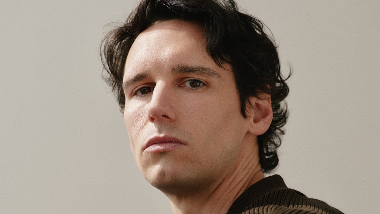 ‘Saturday Night’: How Cory Michael Smith Transformed Into Chevy Chase