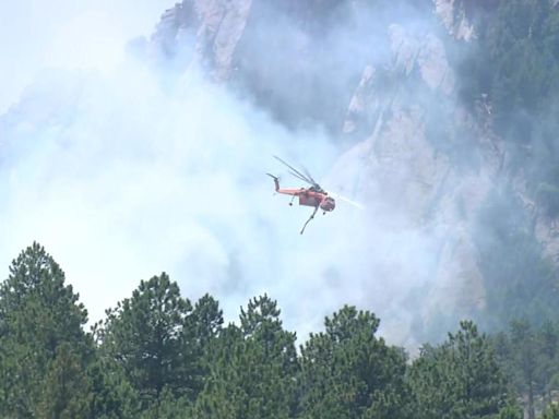 Small wildfire forces evacuation of NCAR in Boulder, Colorado's "Dinosaur Fire" only a few acres in size
