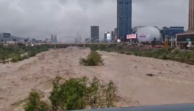 Imágenes impactantes: Momento exacto en el que Río Santa Catarina se desborda en Monterrey por Alberto