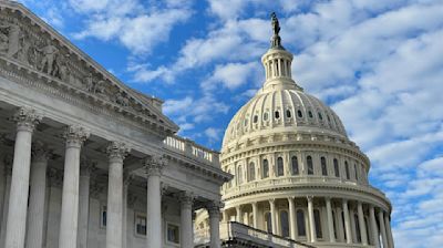 Sen. Murkowski joins Democrats to support IVF bill