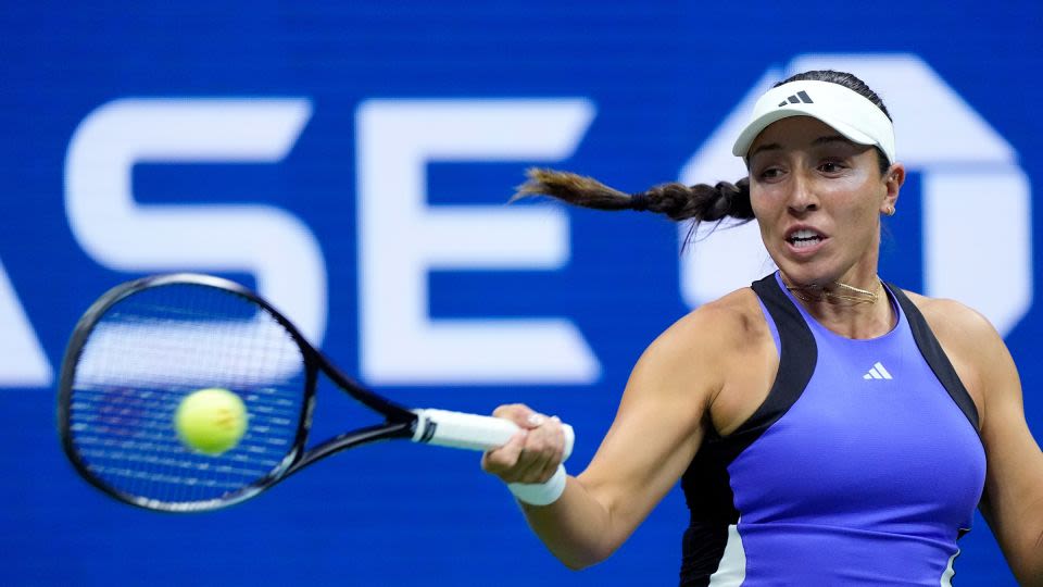 Jessica Pegula ousts world No. 1 Iga Świątek and breaks through to her first major semifinal