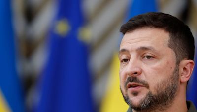 Ukraine’s president urges EU leaders to make good on arms promises