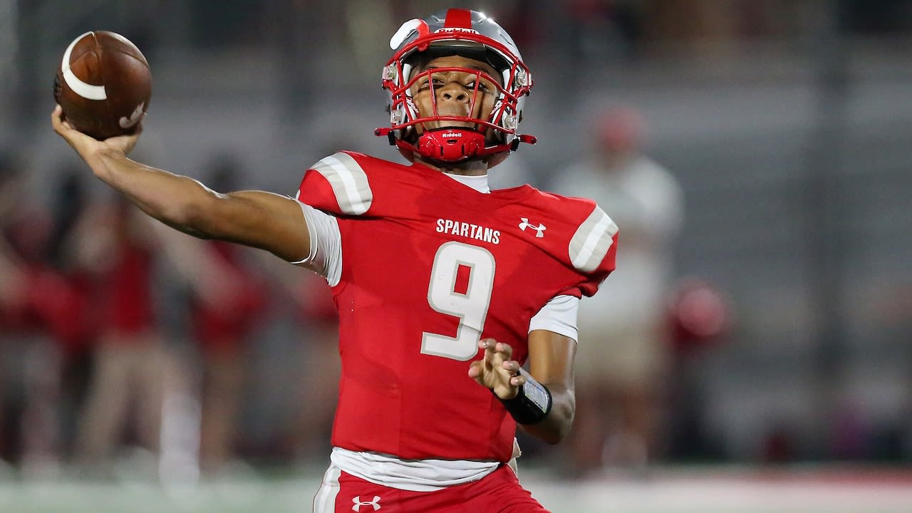 Saraland QB, Texas commit KJ Lacey selected as one of the Elite 11′s top performers