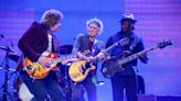 Bassist Darryl Jones Celebrates 30 Years With the Rolling Stones: ‘I Did What I Dreamt of Doing’