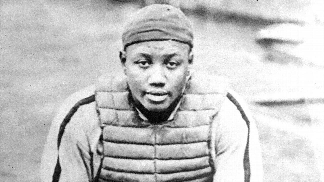 MLB adds Negro Leagues stats, stirs record books