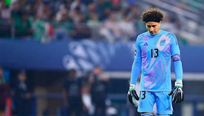 ¡Fracaso! Memo Ochoa y Salernitana descienden en Italia