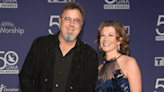 Vince Gill Performs Alongside Daughter in Nashville to Pay Tribute to Injured Wife