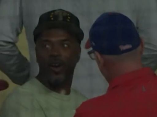 Phillies Legend Jimmy Rollins Had Priceless Reaction to Kyle Schwarber's Third Home Run