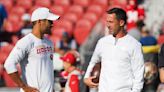 Kyle Shanahan unconcerned with Jimmy Garoppolo calling 49ers' QB situation "weird"