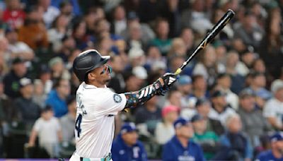 Julio Rodriguez goes deep to help Mariners win for 6th time in 7 games, 7-5 over Rangers