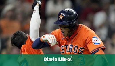 Con jonrones de Meyers y Peña, Astros superan a Cerveceros