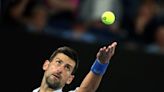 Djokovic clasifica cómodamente a los cuartos de final en Melbourne