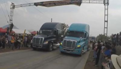 Video: Arrancones de tráileres terminan con tres personas muertas