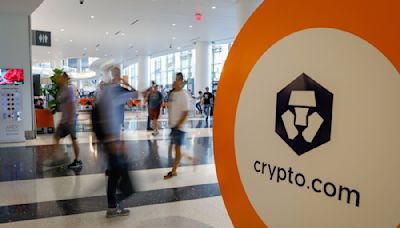 Crypto.com files suit against US SEC after getting Wells notice