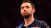 Darts star declares 'I hate this game' after setting up mouthwatering Humphries