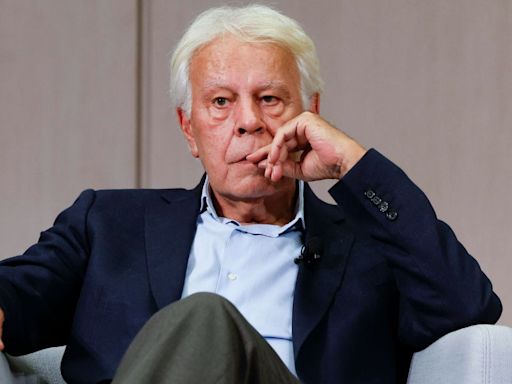 Felipe González: “Me siento muy solidario y muy cerca de Page y Lambán”