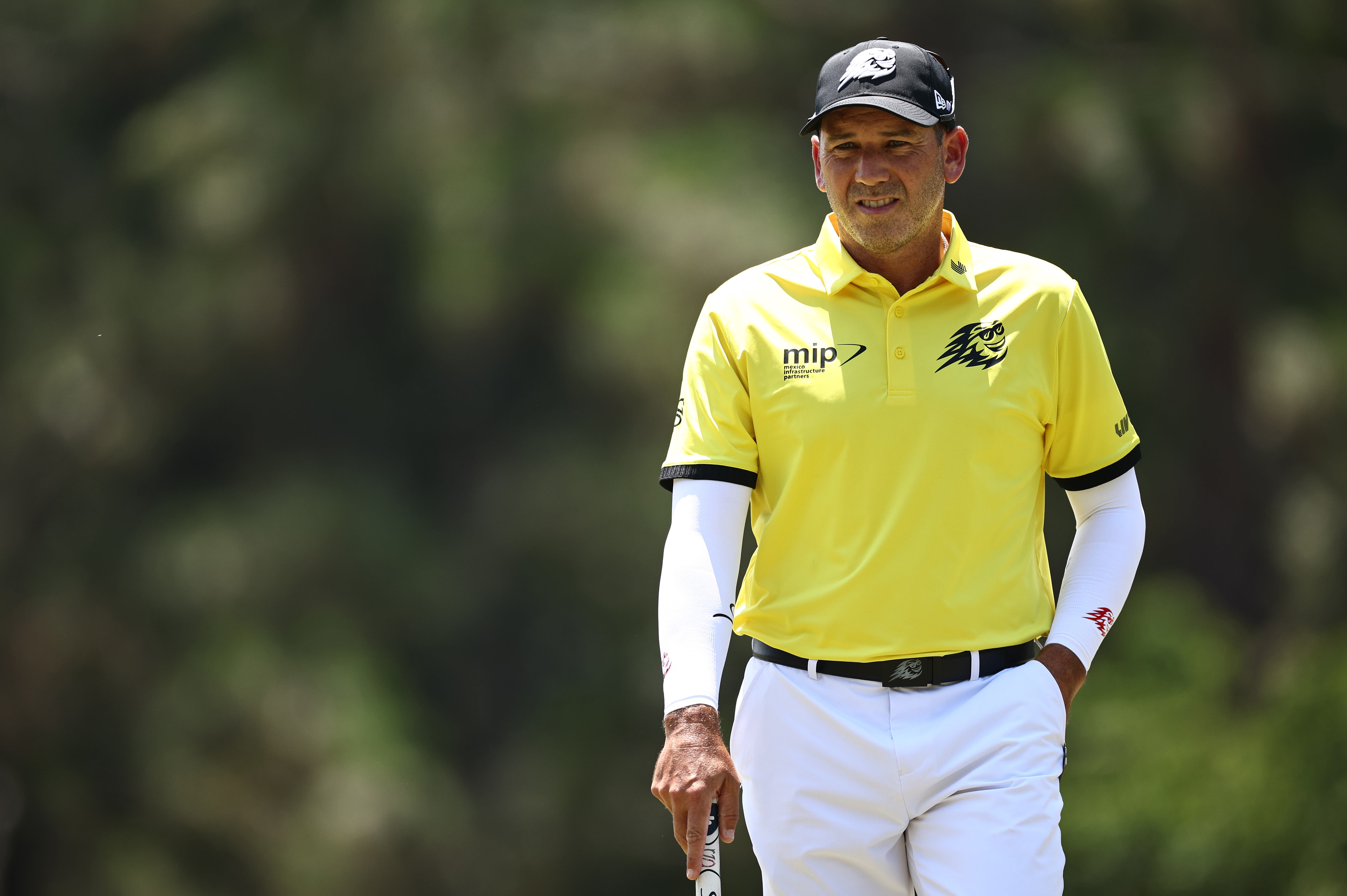 Sergio Garcia, after run-ins with fans and officials over slow play, fails to qualify for British Open