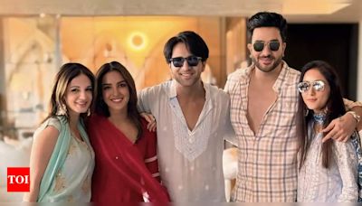 Love birds Aly Goni, Jasmin Bhasin celebrate Eid with Arslan Goni, Sussanne Khan and other family members; in pics - Times of India