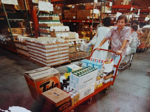 Photos show what Costco looked like when it first opened in 1983