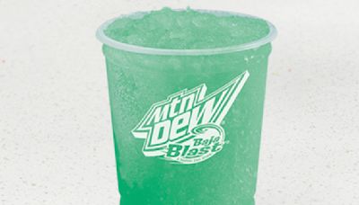 This Taco Bell Baja Blast Hack Is What Summer Dreams Are Made Of