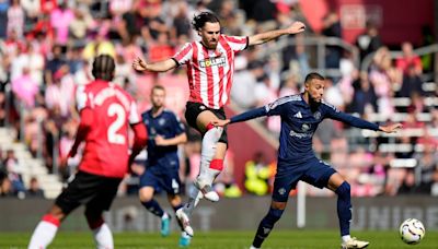 Técnico de Southampton explicó por qué Brereton no pateó el penal ante Manchester United