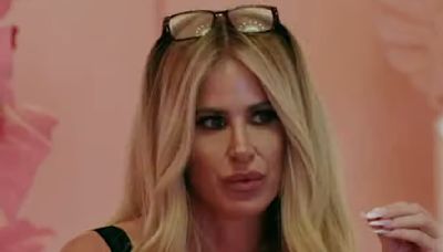 Kim Zolciak-Biermann cozies up to Chet Hanks in Surreal Life trailer