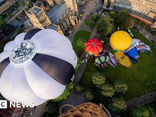 Bristol Balloon Fiesta countdown begins with sunrise ascent