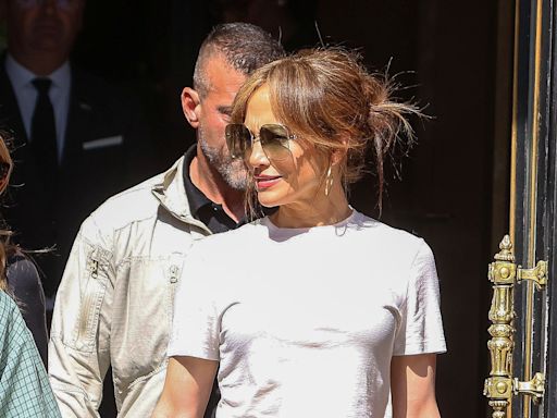 Jennifer Lopez Holds Up Her Baggiest Jeans with a Shoelace