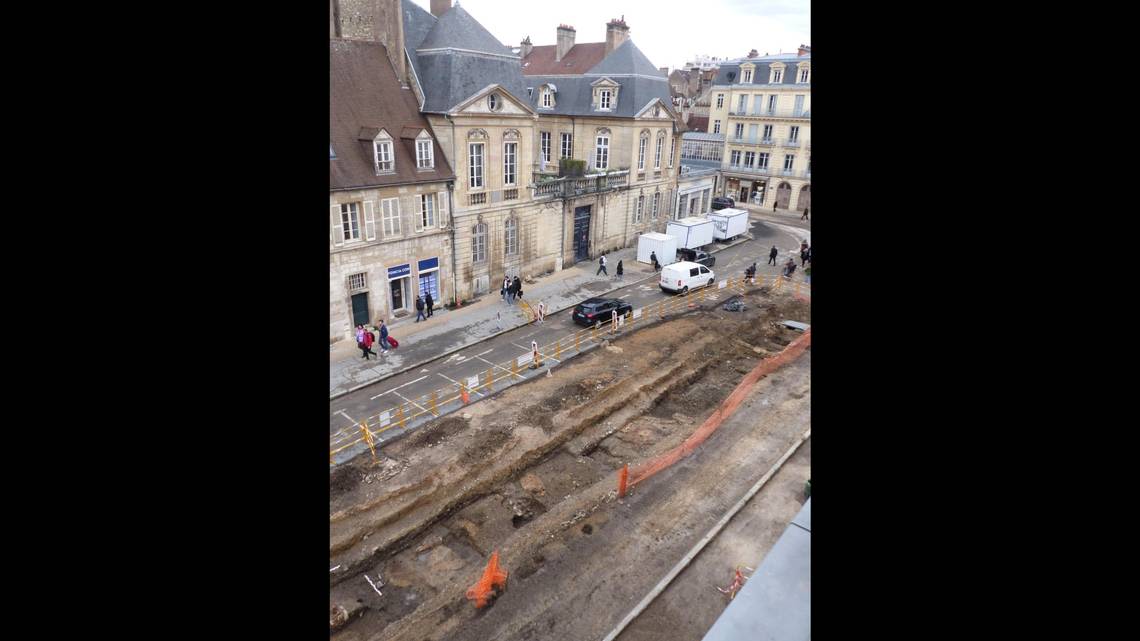 Stone workshops — used by craftsmen in the Middle Ages — found in France. See them