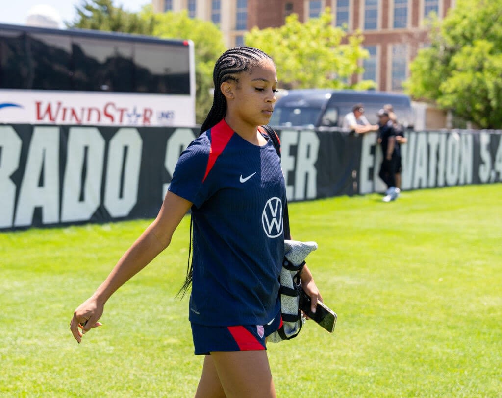 Croix Bethune on her USWNT call, record-breaking rookie year in NWSL and 'demon time'