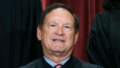 Justice Alito's home flew a US flag upside down after Trump's 'Stop the Steal' claims, a report says