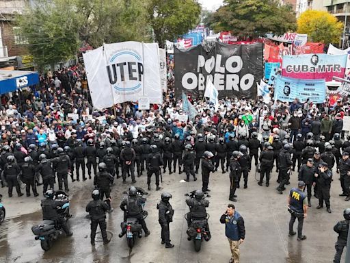 Los grandes titiriteros: ¿hasta cuándo?