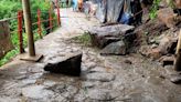 Landslide kills three along Kedarnath yatra route
