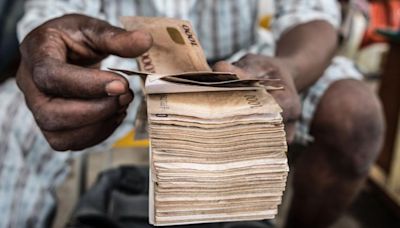 Throwing cash in the air - Nigeria's wedding dilemma