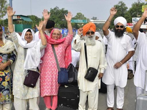 Sikh jatha leaves for Pakistan for Ranjit Singh’s death anniversary